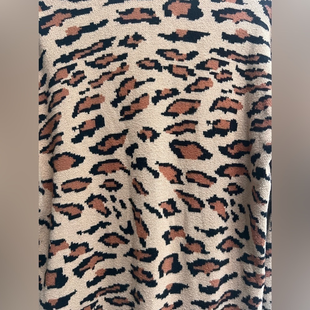 SPLENDID Women’s Leopard Cardigan Jacket - size small - Picture 4 of 6